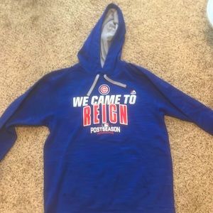 Chicago cubs sweatshirt